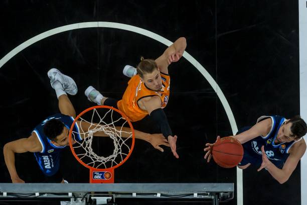 图赫尔调整 图赫尔调整