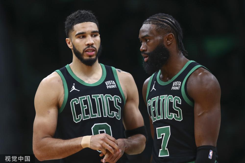 这一历史性 这一历史性